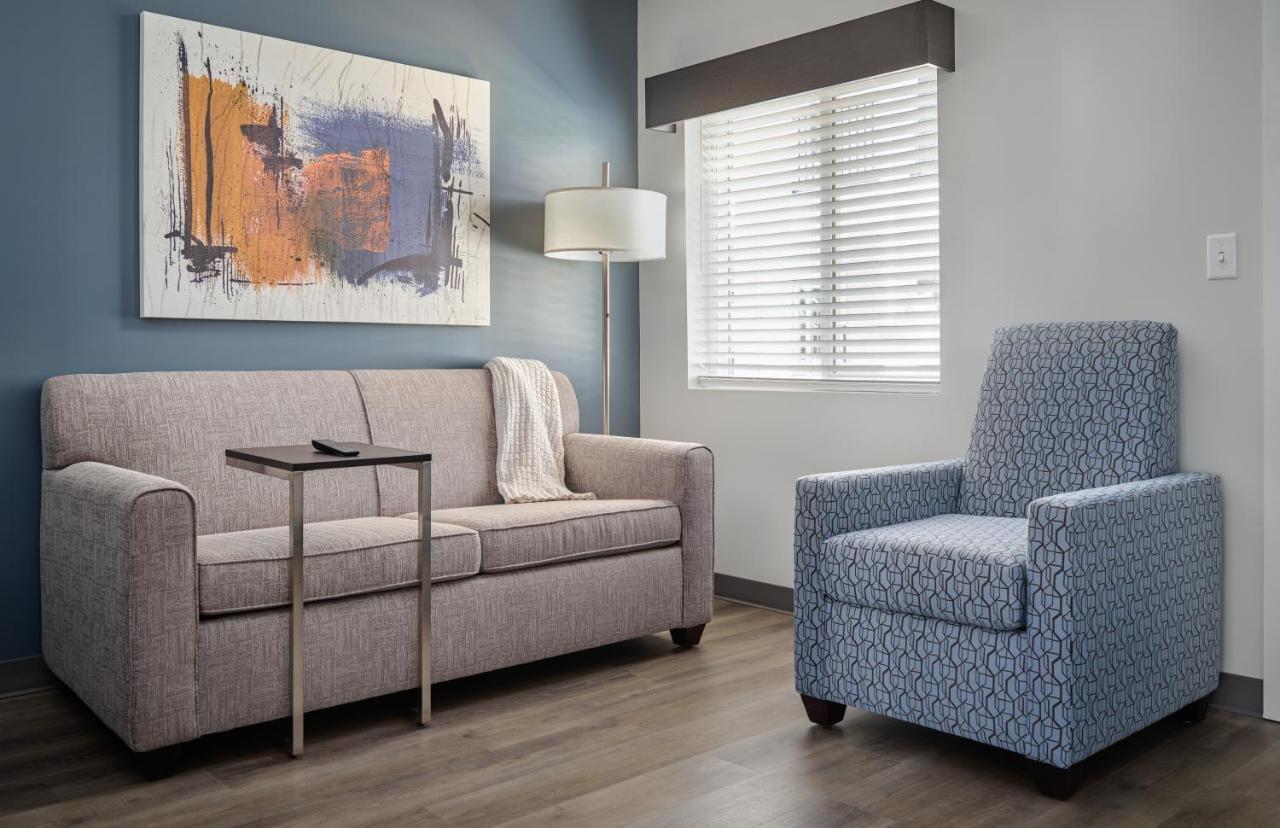 Stayapt Suites San Antonio-Randolph Live Oak Exteriör bild